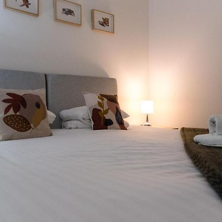 Greenstar Apartments - 2 Minute Walk Away Into City Centre - 6 Individual Flats - Next To Abertay University - 1 Bed 2 Bed & 3 Bedroom Flats - Fully Equipped - Short - Mid - Long Stays Welcome 던디 외부 사진