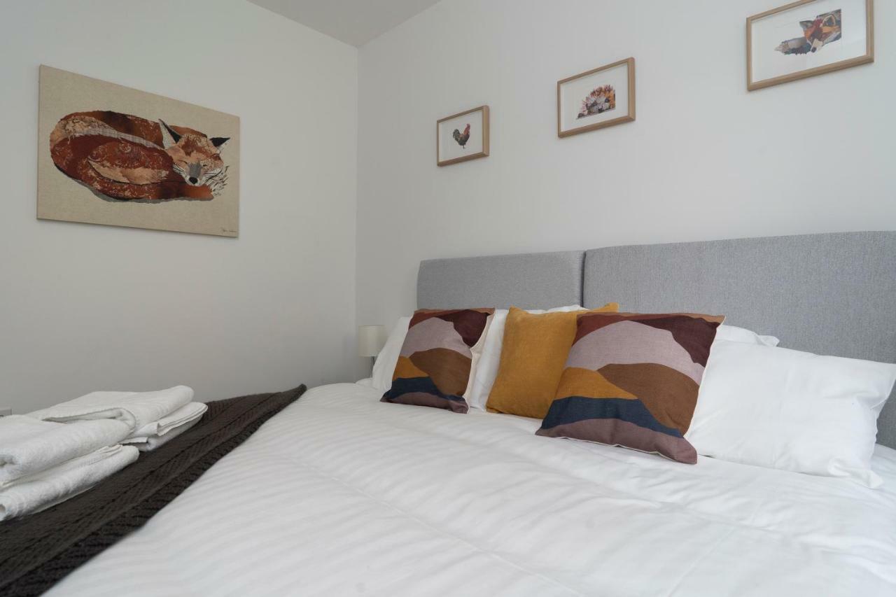 Greenstar Apartments - 2 Minute Walk Away Into City Centre - 6 Individual Flats - Next To Abertay University - 1 Bed 2 Bed & 3 Bedroom Flats - Fully Equipped - Short - Mid - Long Stays Welcome 던디 외부 사진